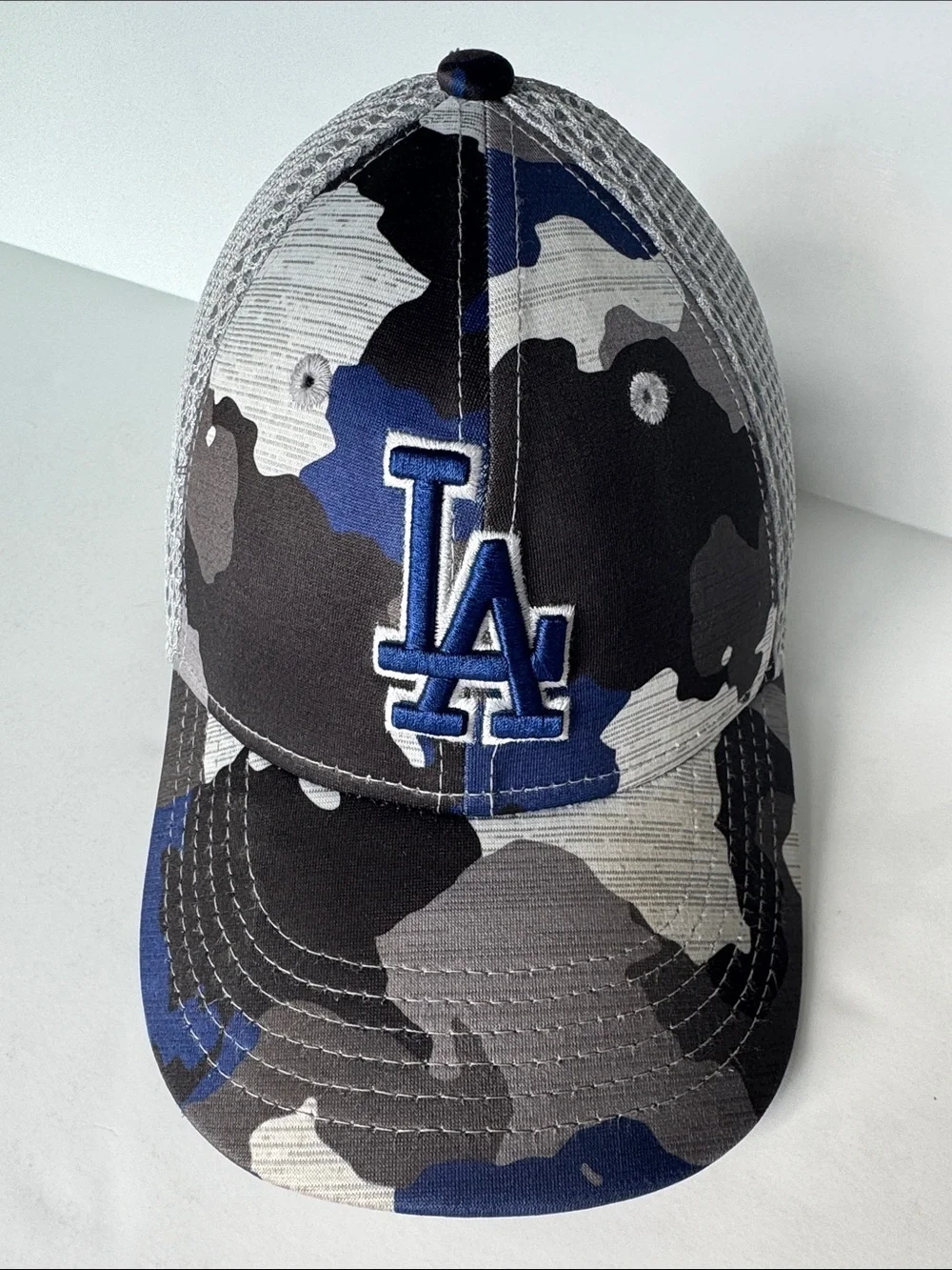 Youth New Era 39Thirty Los Angeles Dodgers Blue/Gray Camo Flex Fit Baseball Hat